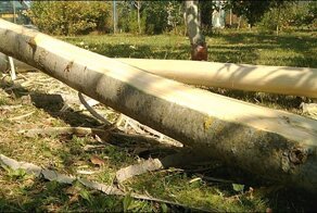 Садовые качели из дерева