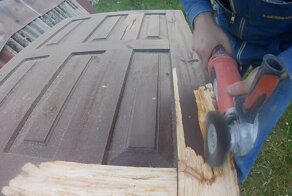 Браширование двери, обжиг. Дверь в стиле лофт