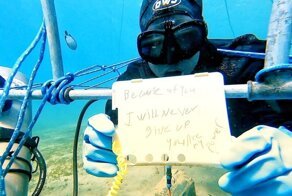 Египетский дайвер провел под водой почти 146 часов