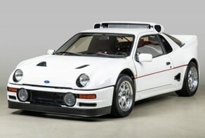 Ультра-редкий гоночный Ford RS200 Evolution из 80-х