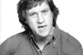 Какой приемник Grundig был у дантиста-надомника Рудика?