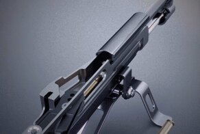 Работа механизмов различных видов оружия в гифках