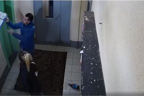 Дебошир пытался разгромить подъезд из-за ссоры с девушкой