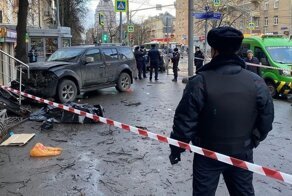 Авария дня. Момент смертельного ДТП у метро «Октябрьское Поле» в Москве