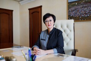Почему у всех висит Путин, а у вас...?