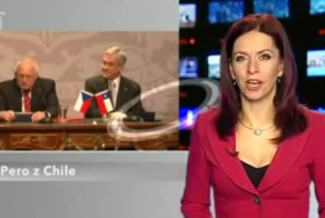 Президент Чехии крадет авторучку (видео)