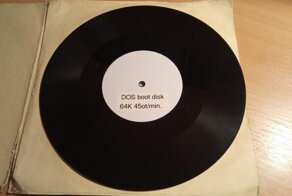 Загрузка операционной системы с виниловой пластинки