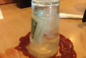 Как не надо давать чаевые