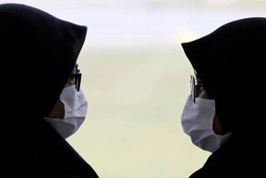 Врачи рассказали, почему не стоит надевать маски на улице в мороз