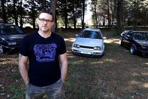 Познакомьтесь с человеком, которому принадлежит семнадцать Volkswagen Golf