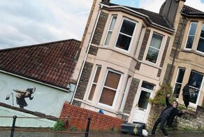 Новая работа Бэнкси о COVID-19 в Бристоле