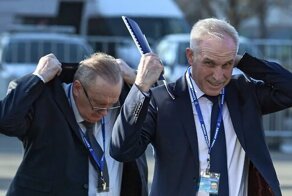 Депутаты отказались кормить чиновников