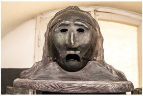 25 самых страшных масок из прошлого, от которых пробирает дрожь