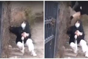 Не стоит лазить в длинной юбке по заборам