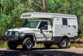 Экспедиционный кемпер Toyota Land Cruiser с подъемной крышей