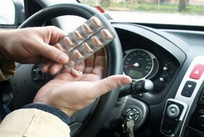 Список лекарств, которые нельзя принимать за рулем!