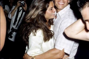 Железный Арни разводится с женой (10 фото)