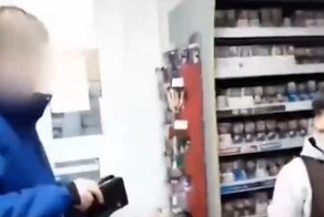 "Лицо покажи, лицо!": бизнесмен из Сургута раскрыл схему полицейской операции с "подставной уткой"