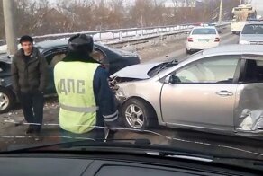 Авария дня. Серьезное ДТП в Новокузнецке