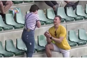 Запоминающееся предложение руки и сердца