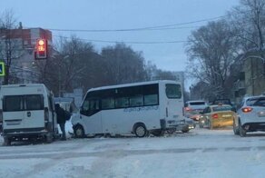 Авария дня. ДТП с маршрутками в Ульяновске