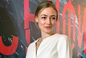 "Феминизм - проблема некрасивых женщин": реакция соцсетей на мнение Оксаны Акиньшиной