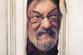 Фотошопер делает забавные коллажи с участием своего отца