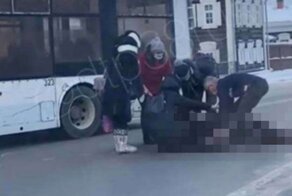 Авария дня.  18-летний парень попал под троллейбус в Иркутске