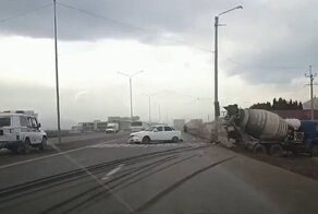 Водитель автобетоносмесителя сбил пожилую женщину в Ингушетии