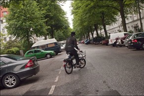 Без носков, зато в цилиндре. Будни гамбургских трубочистов. (20 фото)