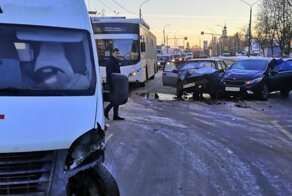 Авария дня. Во Владимире произошло ДТП с участием скорой помощи