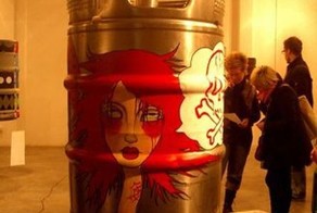 Рисунки на пивных бочках (10 Фото)