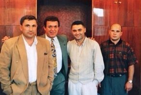 Редкие снимки из лихих 90-х, которые просто окунают в то непростое время