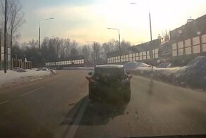 Обиженный водитель «Соляриса» подставил свой зад под удар