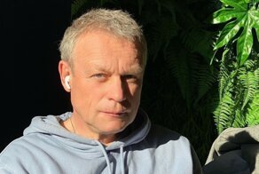 Актер Жигунов из-за долгов остался без квартиры