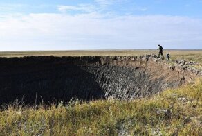 Ученые нашли объяснение появлению загадочных кратеров в Сибири