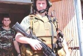 Два героя. Сравним?