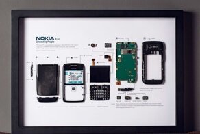 Декор для дома:  смартфон в разобранном виде