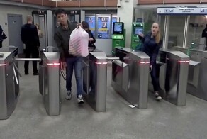 Можно ли подать в суд на турникет?