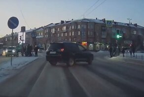 Коварная колея, или занос на ровном месте