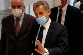 Экс-президент Франции Николя Саркози получил реальный срок за коррупцию