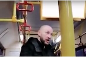 Сознательный неадекватный пассажир в пермском автобусе