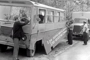 Советские автобусы Уралец-66