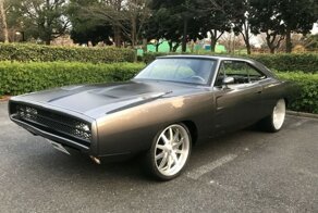 Чистый рестомод Dodge Charger 1970 года с двигателем V8, который стоит почти 300 тысяч долларов