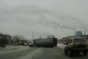 «Было скользко, тормозил как мог», — ДТП с фурой в Челябинске