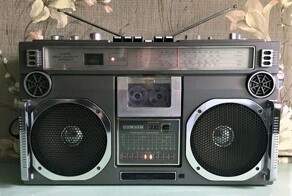 Conion – главный по кассетным бумбоксам. Знаменитые винтажные магнитолы 1980-х