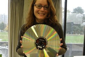 Кто помнит "старшего брата" CD и DVD ?