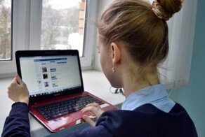 Б - бизнес: 16-летняя школьница вымогала деньги за удаление провокационных постов в соцсетях