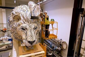 Невероятное таймлапс-видео: сборка льва из 685 тысяч деталей лего