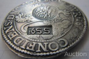 Про "Ефимки" и загадочный надчекан